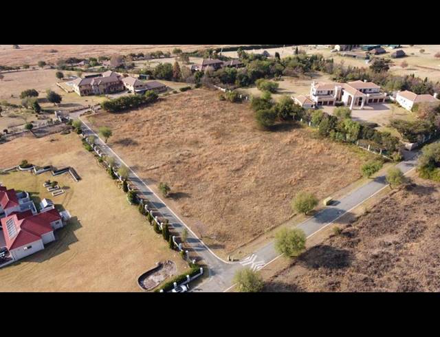 LAND FOR SALE IN BEAULIEU